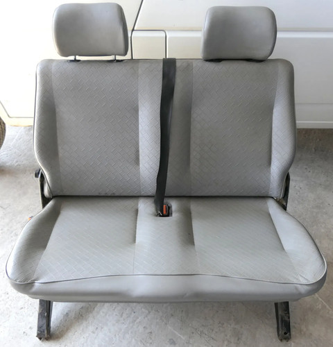 Seat left rear - left, 2