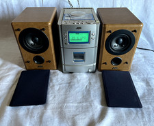JVC UX-T55 Micro Hi-Fi System CD Radio + Speakers Bookshelf Stereo READ BELOW