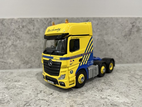 Corgi mercedes benz actros - mercedes,
