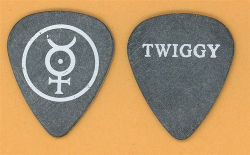 Marilyn manson twiggy ramirez - twiggy,