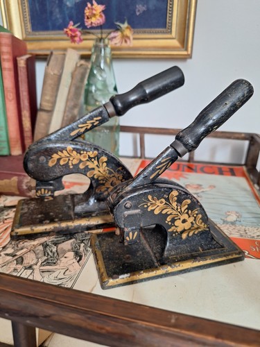 Antique cast iron - antique,