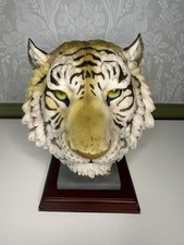 SHUDEHILL COLLECTION REALISTIC