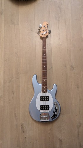 Sterling musicman stingray - sterling,