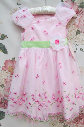 Bnwt pink floral embroidery - pink,