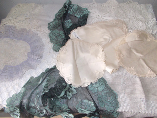 Assorted doilys round oval etc - assorted,