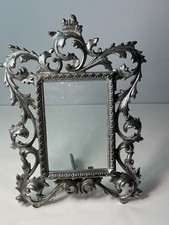 VINTAGE ORNATE PHOTO FRAME