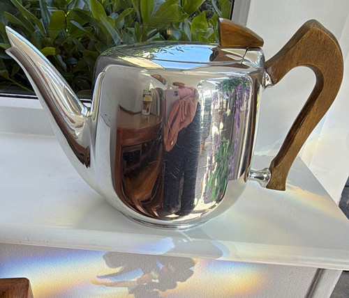 Polished picquot ware silver - ,
