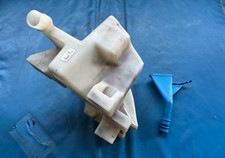 Rover 75/MG ZT 1.8 Turbo Automatic Windscreen Washer Bottle (Part #: DMB000280)