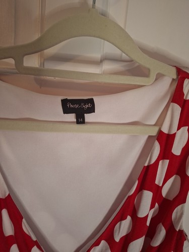 Phase eight red white polka - phase,