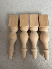 Turned Oak Furniture Legs (some Minor Damage On 3)