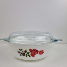 Vintage 1960's JAJ Pyrex Round