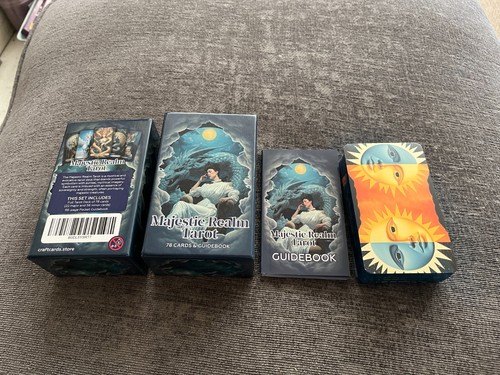 Majestic realm tarot - majestic,