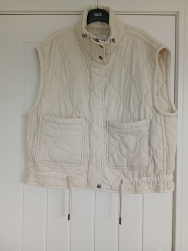 Women quilted sleeveless - quilted,