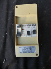 Caravan circuit breakers