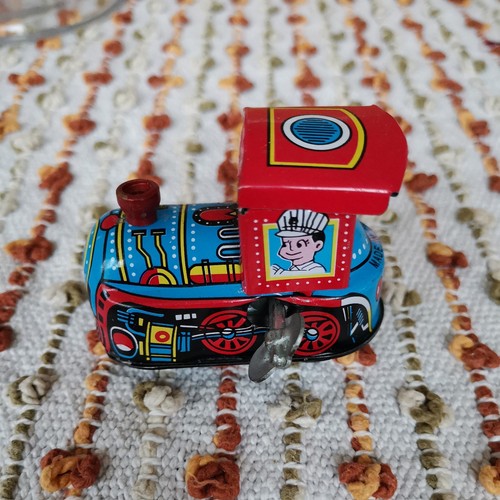 Vintage clockwork tinplate - clockwork,