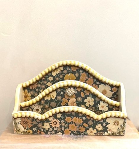 Vintage style wooden floral - vintage,