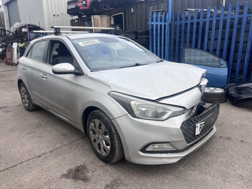 Hyundai i20 2015 crdi euro - 1.1,