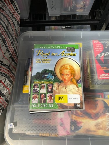 Road avonlea 1990 volume - to,