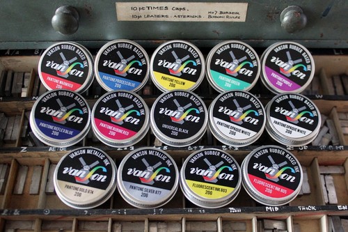 Letterpress ink rubber - -,