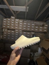 Adidas Yeezy Slide Bone UK 9 -