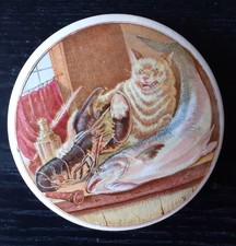 Large Pratt pot lid titled