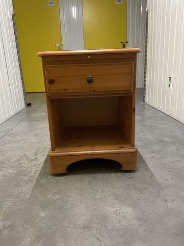 Ducal chest draws pull out - of,