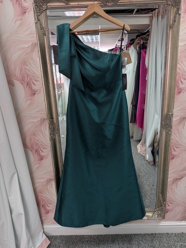 Wholesale joblot evening gowns - wholesale,