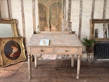 Antique Distressed Painted