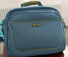 New travel bag with two - new, zip