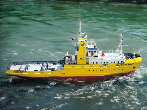 Happy hunter salvage tug boat - hunter,