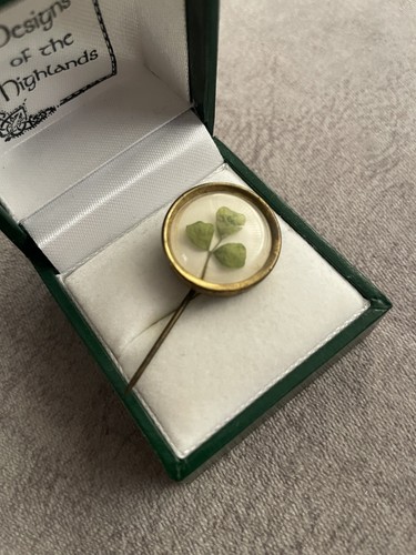 Vintage goldtone green real - green,