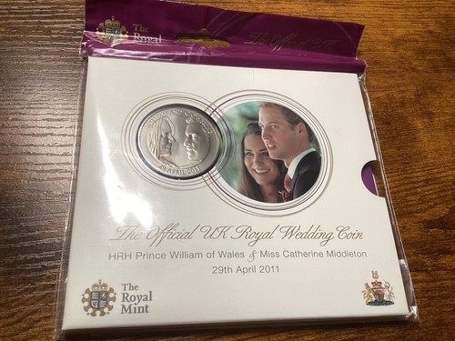 Royal wedding coin the - royal, £5