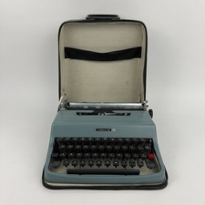 Olivetti Lettera 32 Vintage