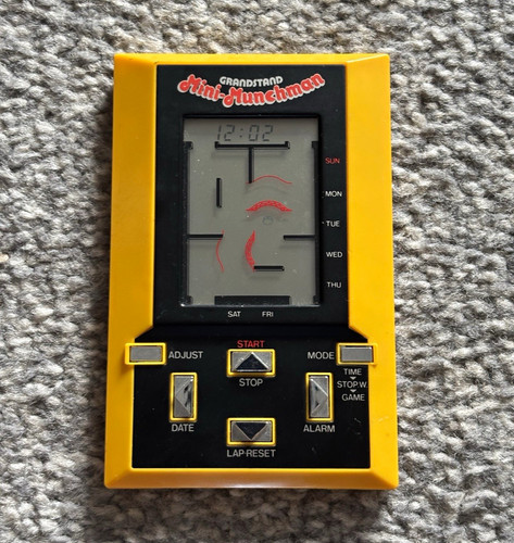 Grandstand mini munchman 1981 - grandstand,