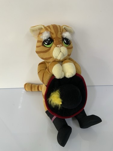 Shrek the third puss - third, in