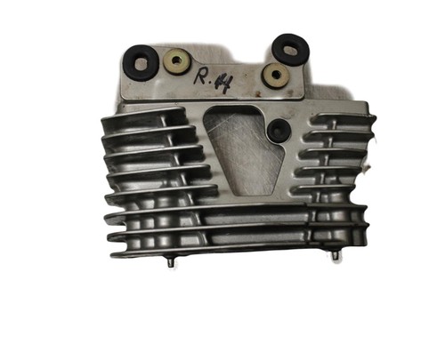 Cylinder head cover - , cooling