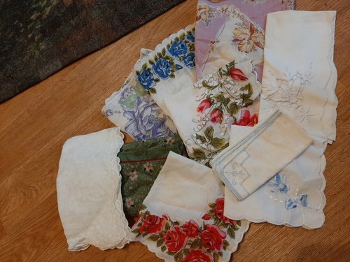 Lot vintage hankies - 10,