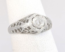 Antique 18K White Gold .02ct Diamond Art Deco Solitaire Engagement Ring Sz 4.75