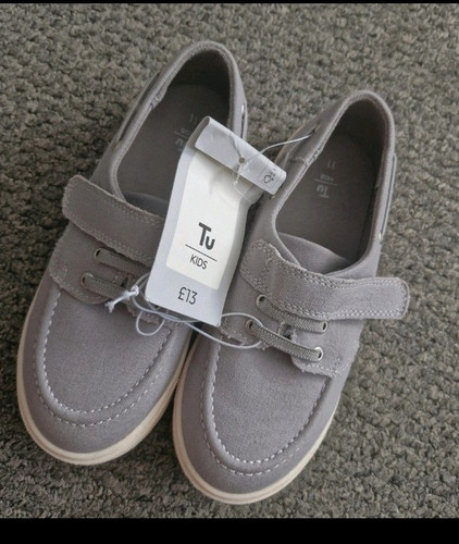 Boys grey canvas shoes size - tu,