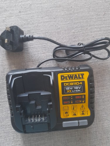 Genuine dewalt dcb1104 4amp - dewalt,