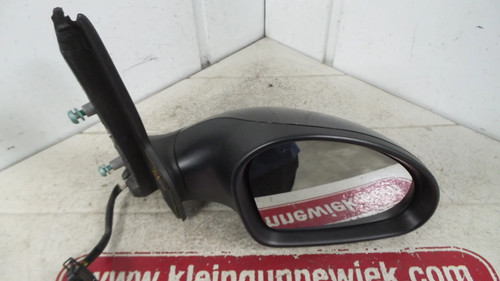 Side mirror right - side,