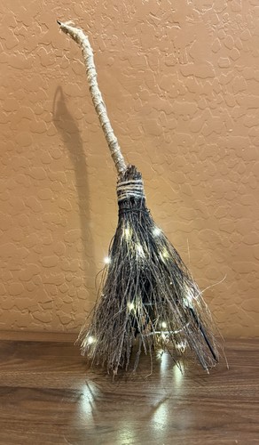 New pottery barn lit - new,