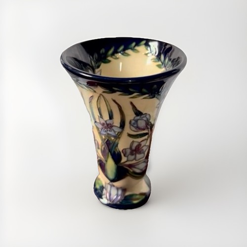 Moorcroft kaffir lily design - moorcroft,