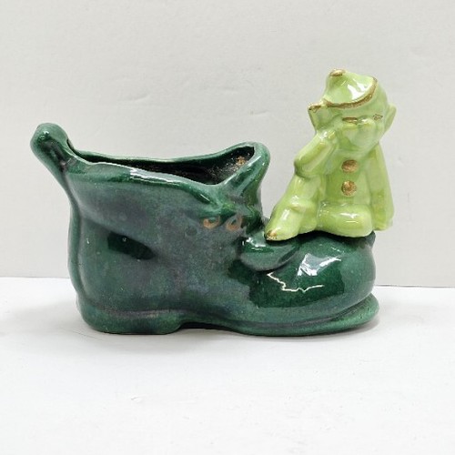Vintage pixie elf sitting - vintage,