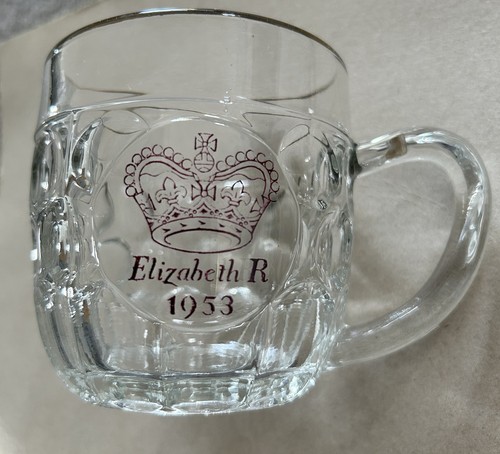 Royal memorabilia queen - royal, hm