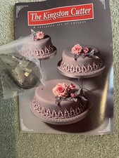 Metal Cake Cutters Include