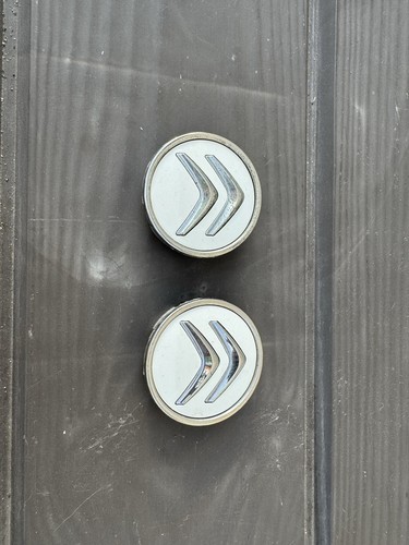 Citroen centre caps white - x2,