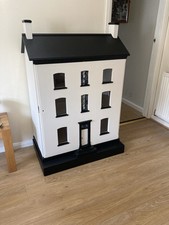 Extra large black and - and, white