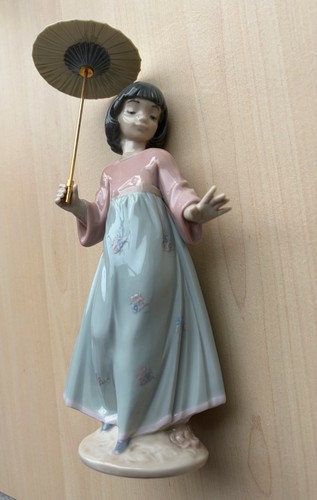 Lladró porcelain figurine - lladró,