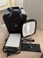 Litepanels Astra 3x BI Colour LED Light with V-Mount and Litepanels Double Bag